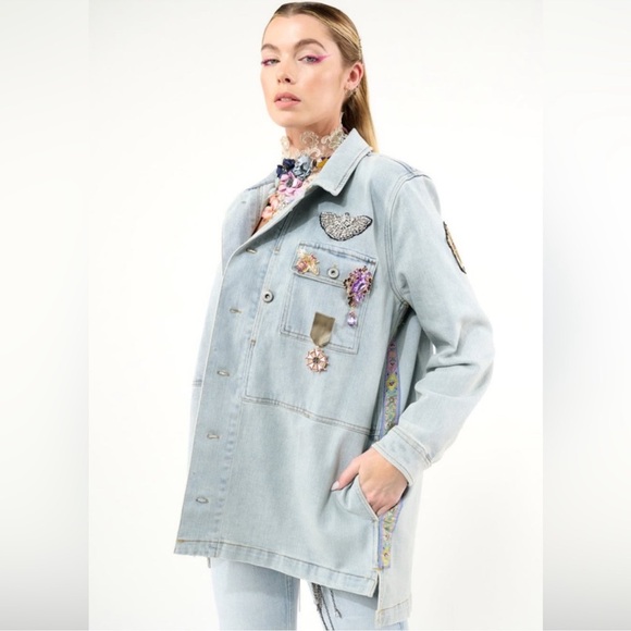 Aratta Susanna K. Denim Jacket, NWT,
NWT
$262 MSRP
$220 $262
| Size: L | Aratta - Picture 1 of 15